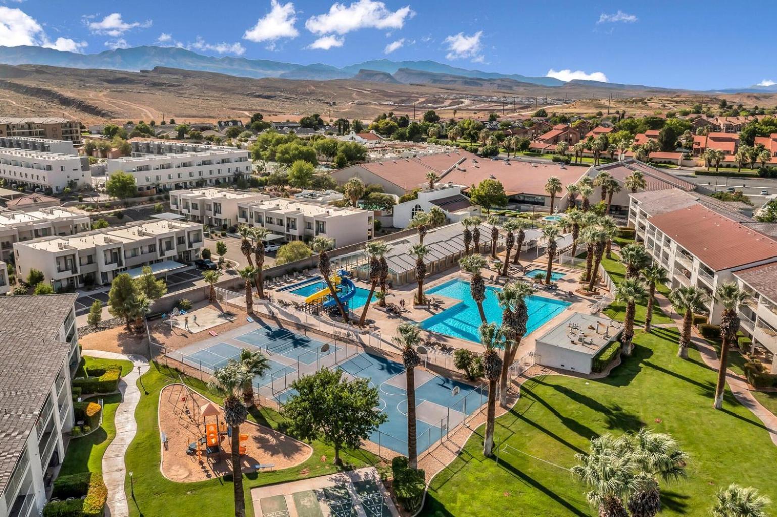 Modern Resort Condo - Pools, Courts & Scenic Views St. George Luaran gambar